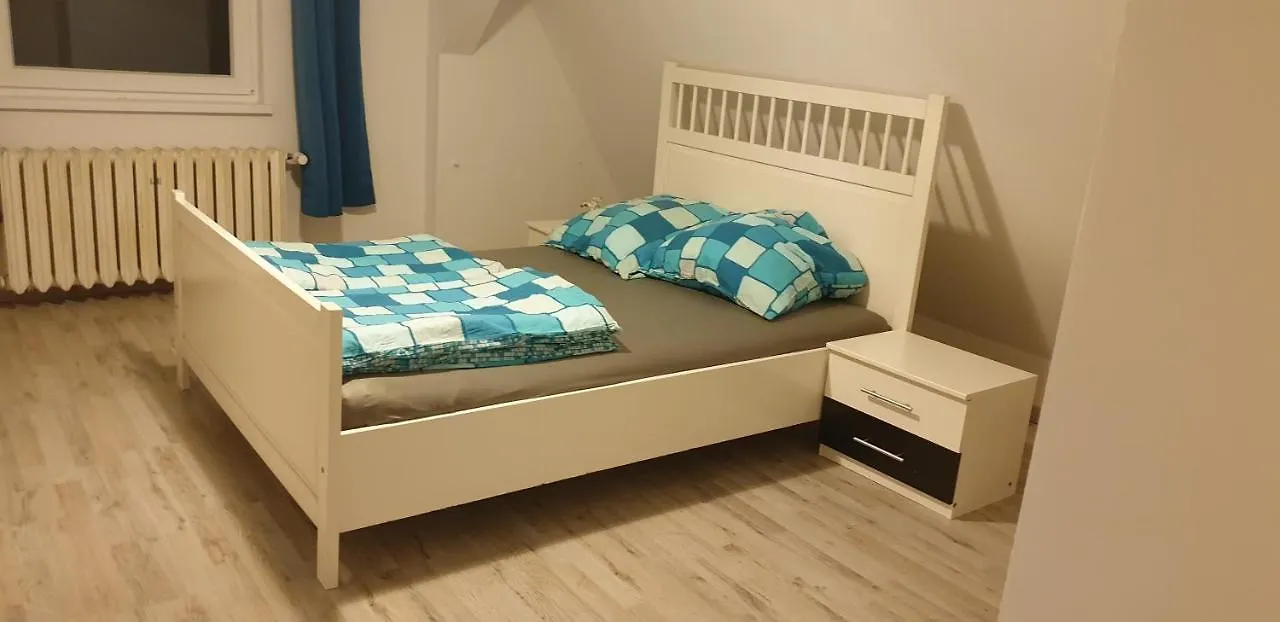 Apartment Zwei Etagen Wohnung Im Gruenen Berlin Germany