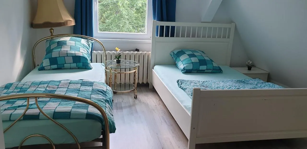 Apartment Zwei Etagen Wohnung Im Gruenen Berlin